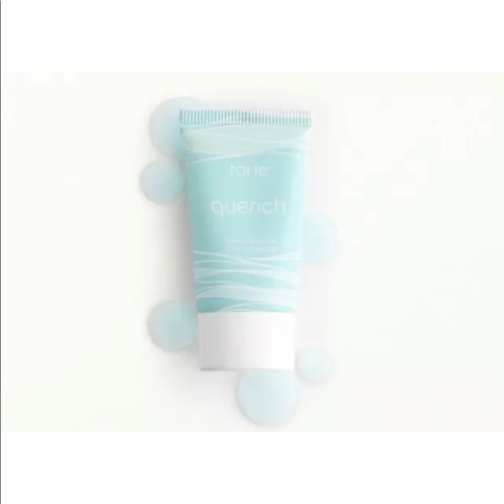 TARTE™
Sea Quench Hydrating Primer sample size plus Ipsy new bag